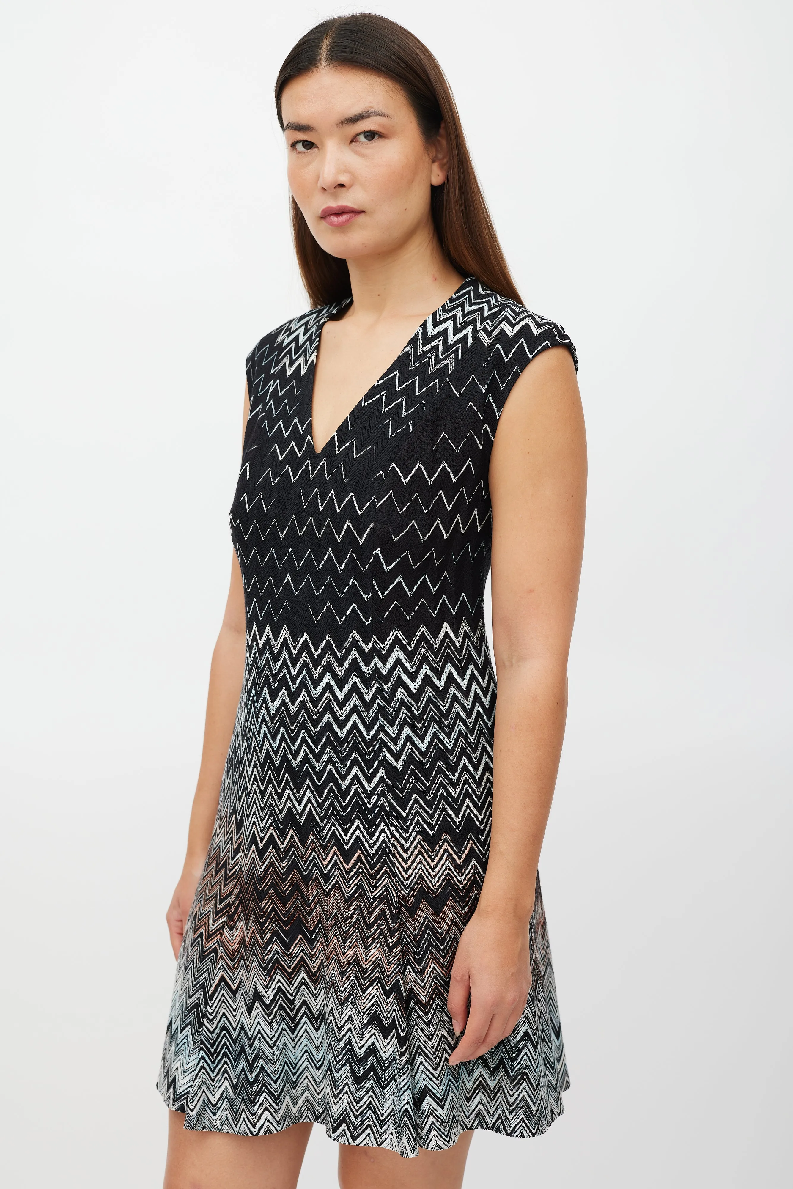 Black & Multicolour Knit Pleated Dress