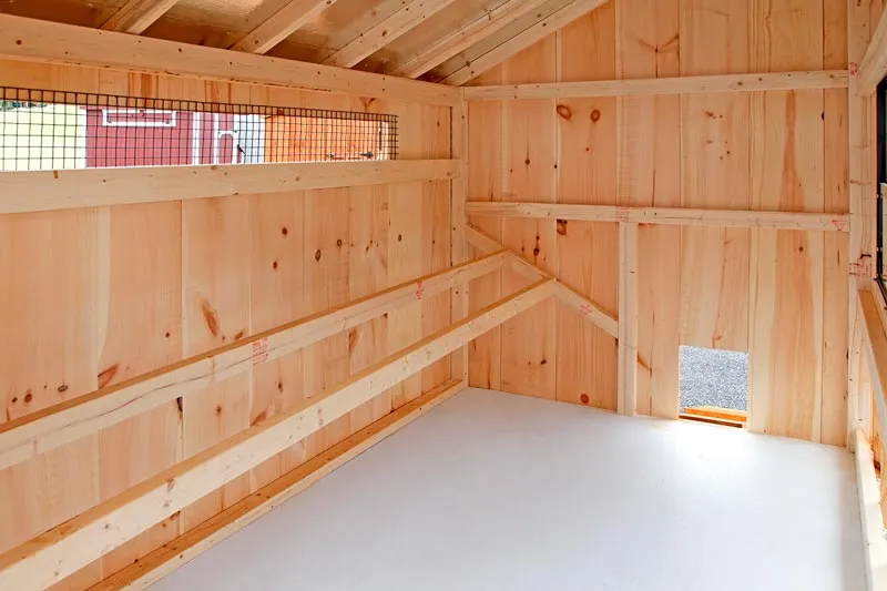 Quaker Heritage Coop: 15-Hen Homestead