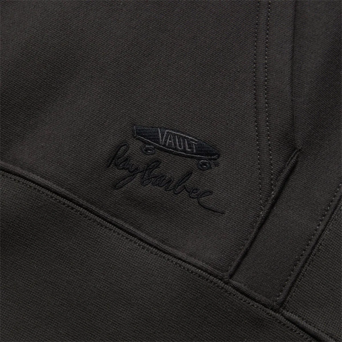X RAY BARBEE PULLOVER